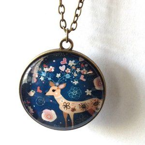 Deer Print Pendant Necklace ✨ Glass